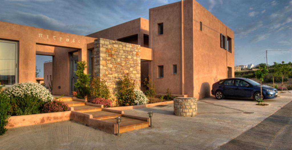 Petradi Aparthotel Livadi  Exterior photo