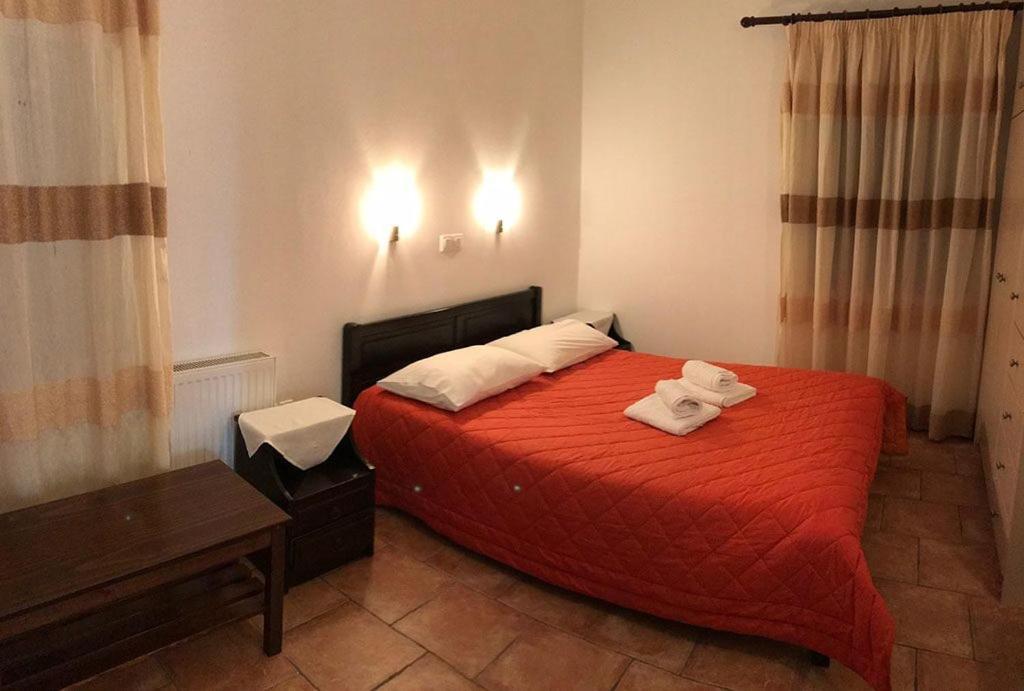 Petradi Aparthotel Livadi  Exterior photo